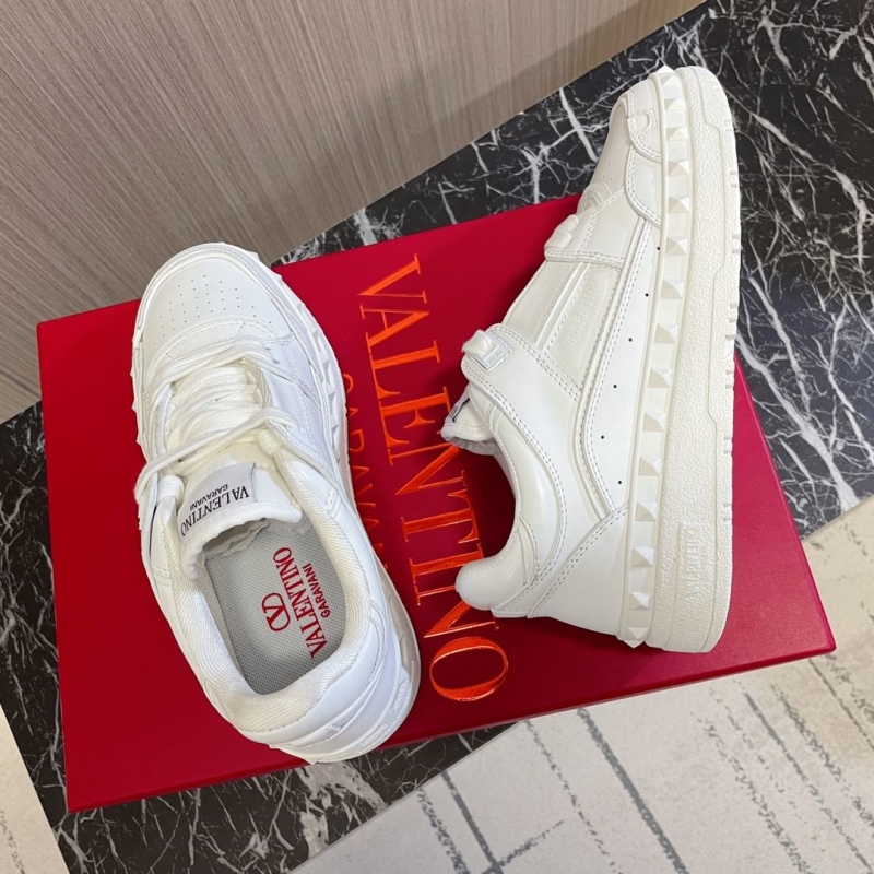 Valentino Sneakers